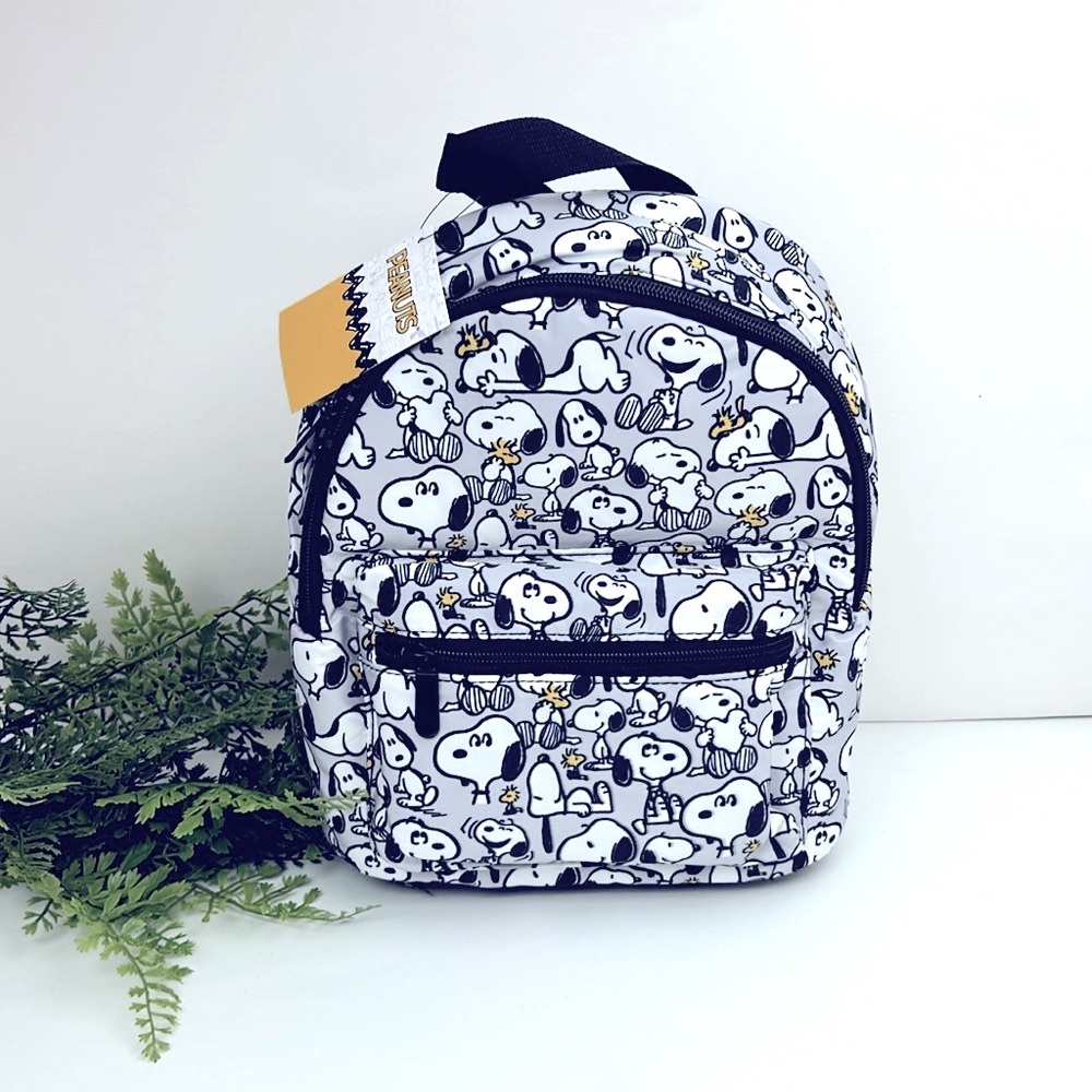 Snoopy Woodstock Mini Backpack NWT! Lightweight, Grey and black nylon